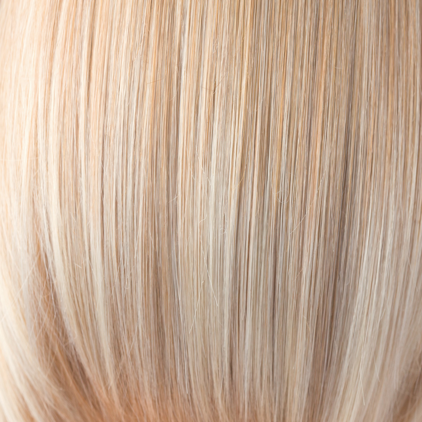 Vanilla Lush - Displays creamy slices and vanilla slices with a slight apricot hue making this color feel warm.