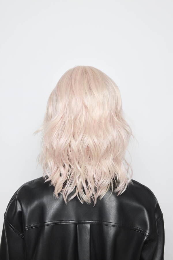 Dazzling Wavez Wig - 1513 Muse Collection Hot Buys