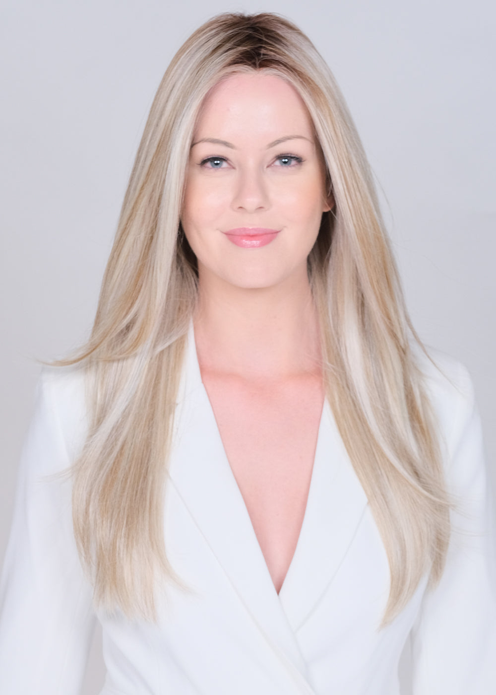 Belle Tress Hand-Tied Dolce & Dolce 23 V