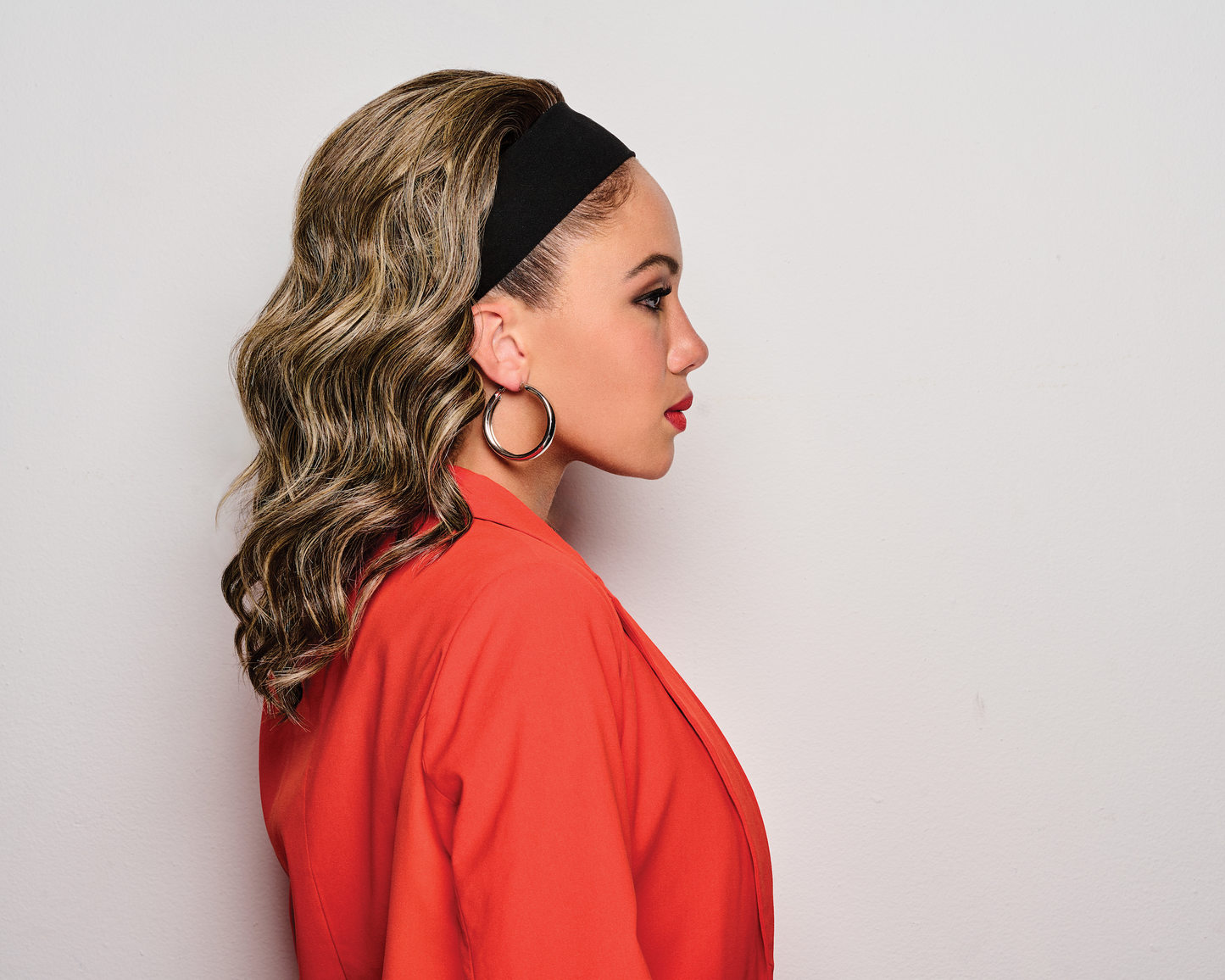 Kim Kimble 18" Wavy Waves Headband Wig