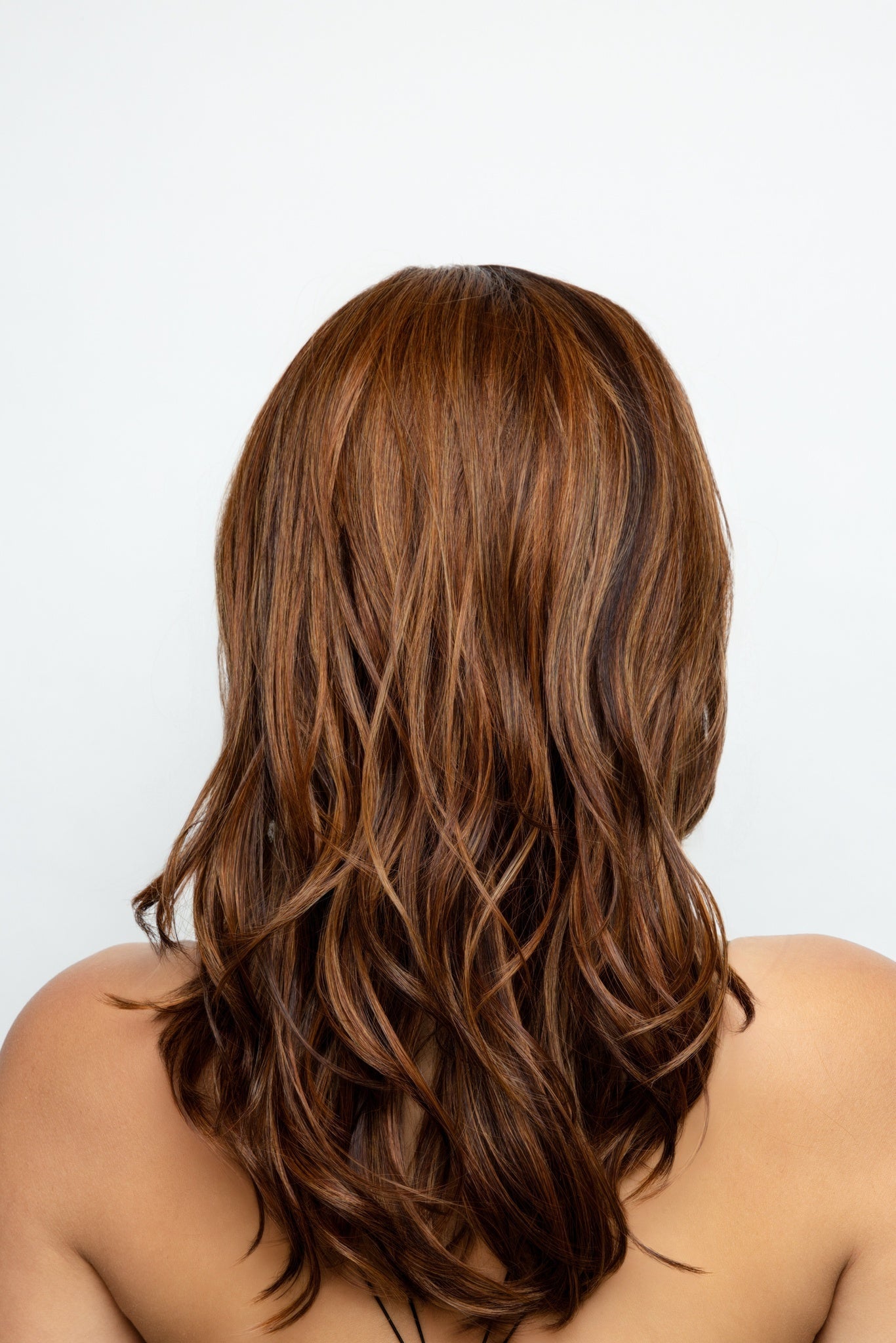 Leoni Wig - 1039   Alexander Couture Collection Hot Buys