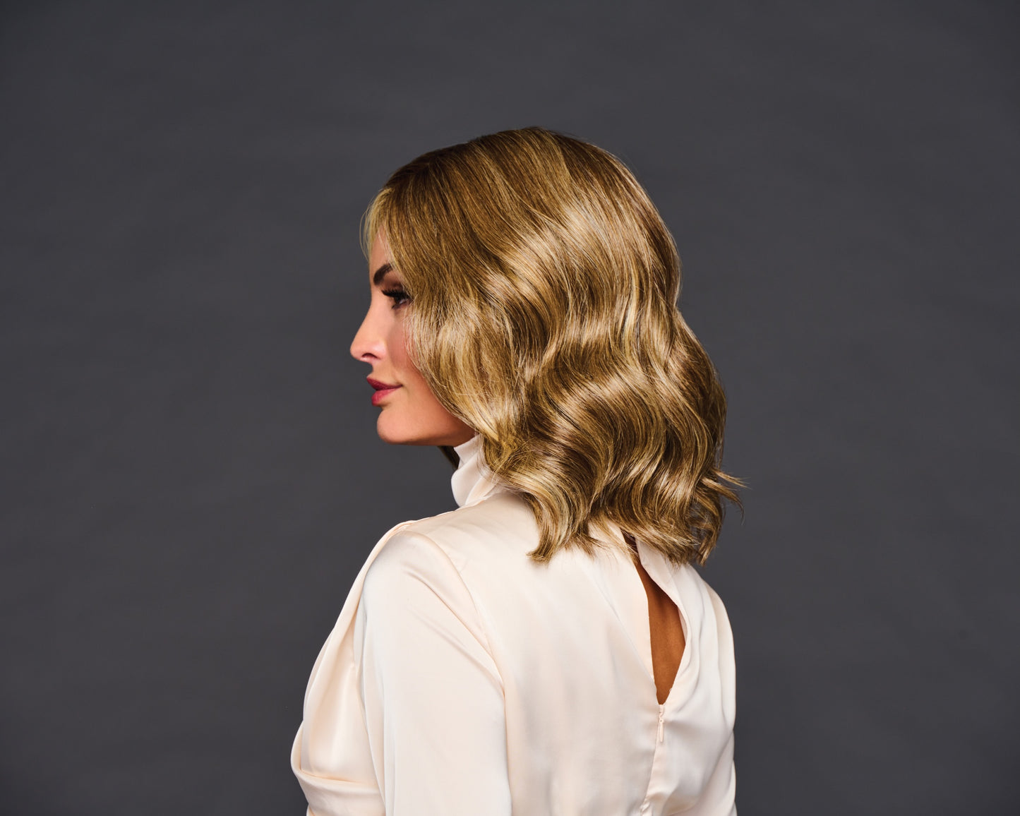 Raquel Welch Bella Vida - Petite Average Cap