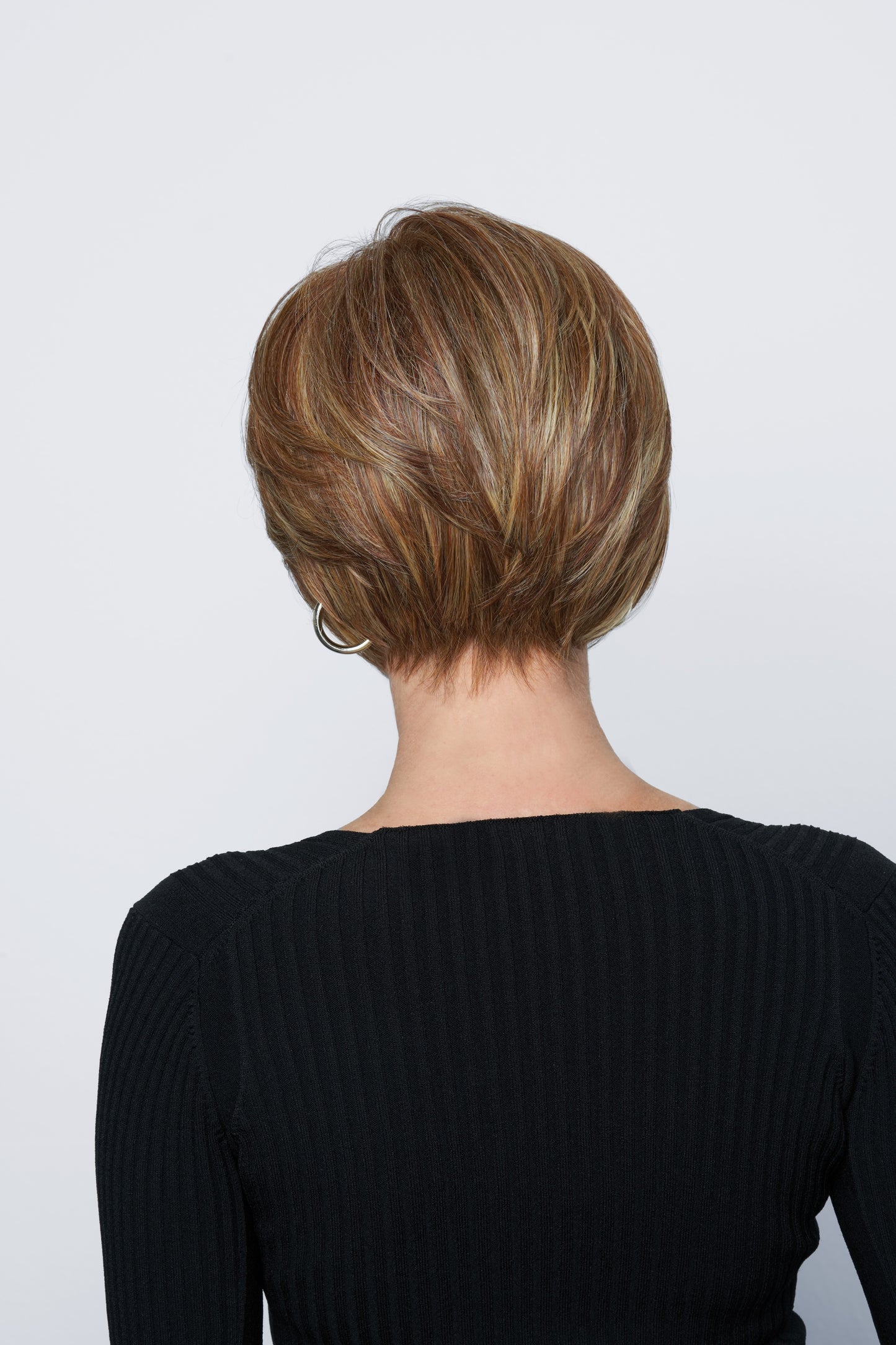 Raquel Welch Born to Shine - Average Cap