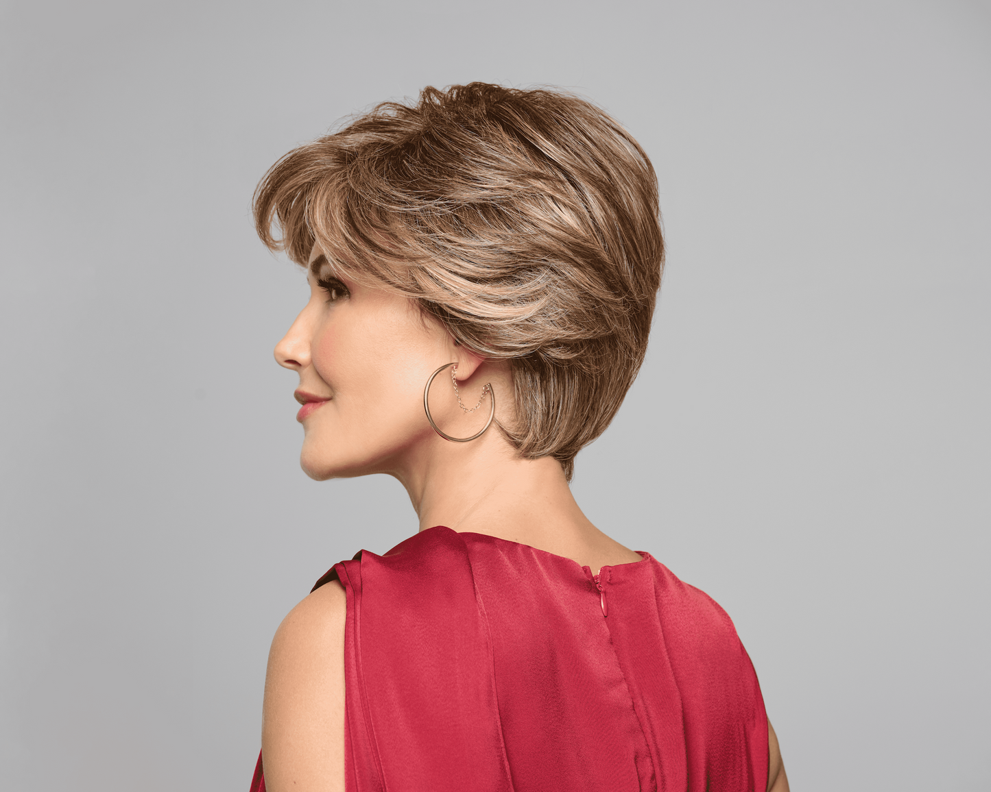 Raquel Welch Captivating Canvas - Average Cap