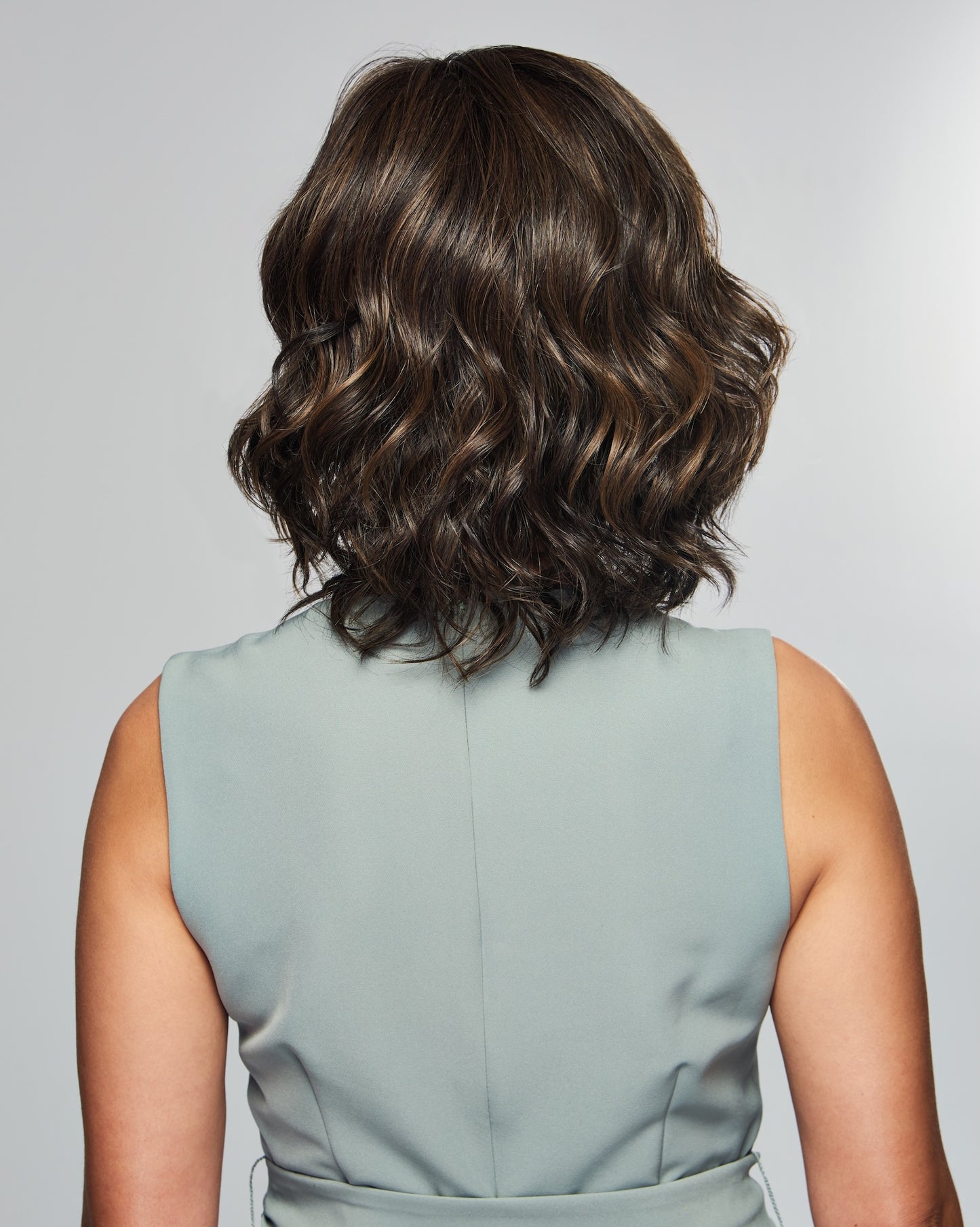 Raquel Welch Editor's Pick - Large Cap