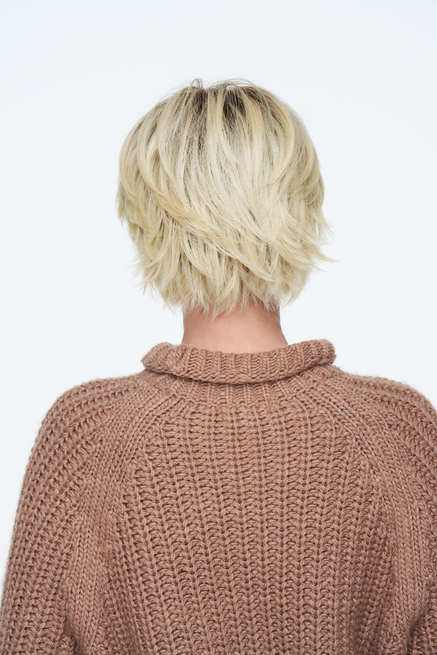 Raquel Welch Flirting with Fashion- Average Cap