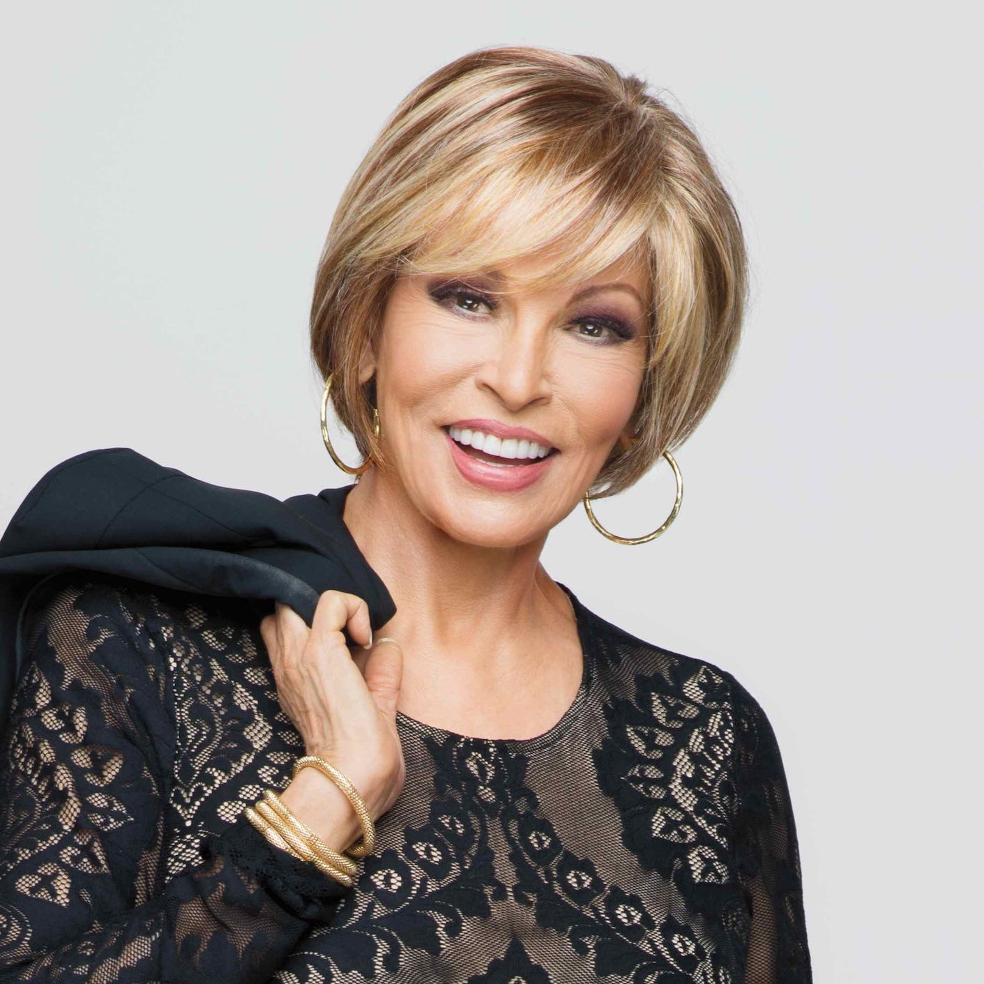 Raquel Welch Muse - Average Cap