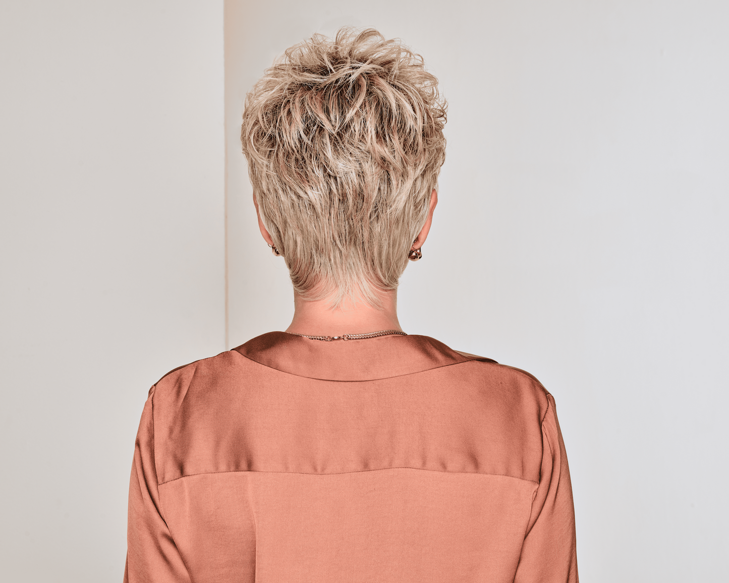 Raquel Welch Straight Chic - Average Cap