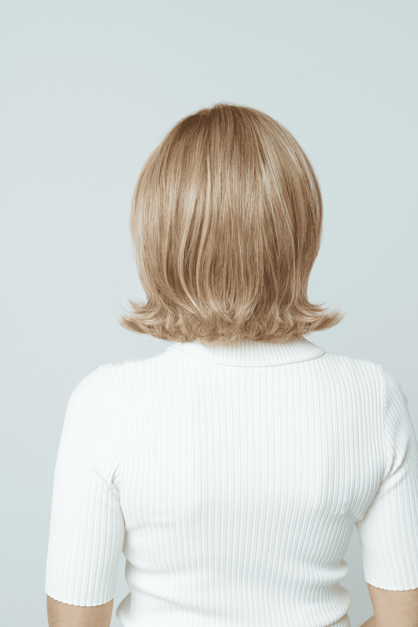 Raquel Welch Untold Story - Average Cap