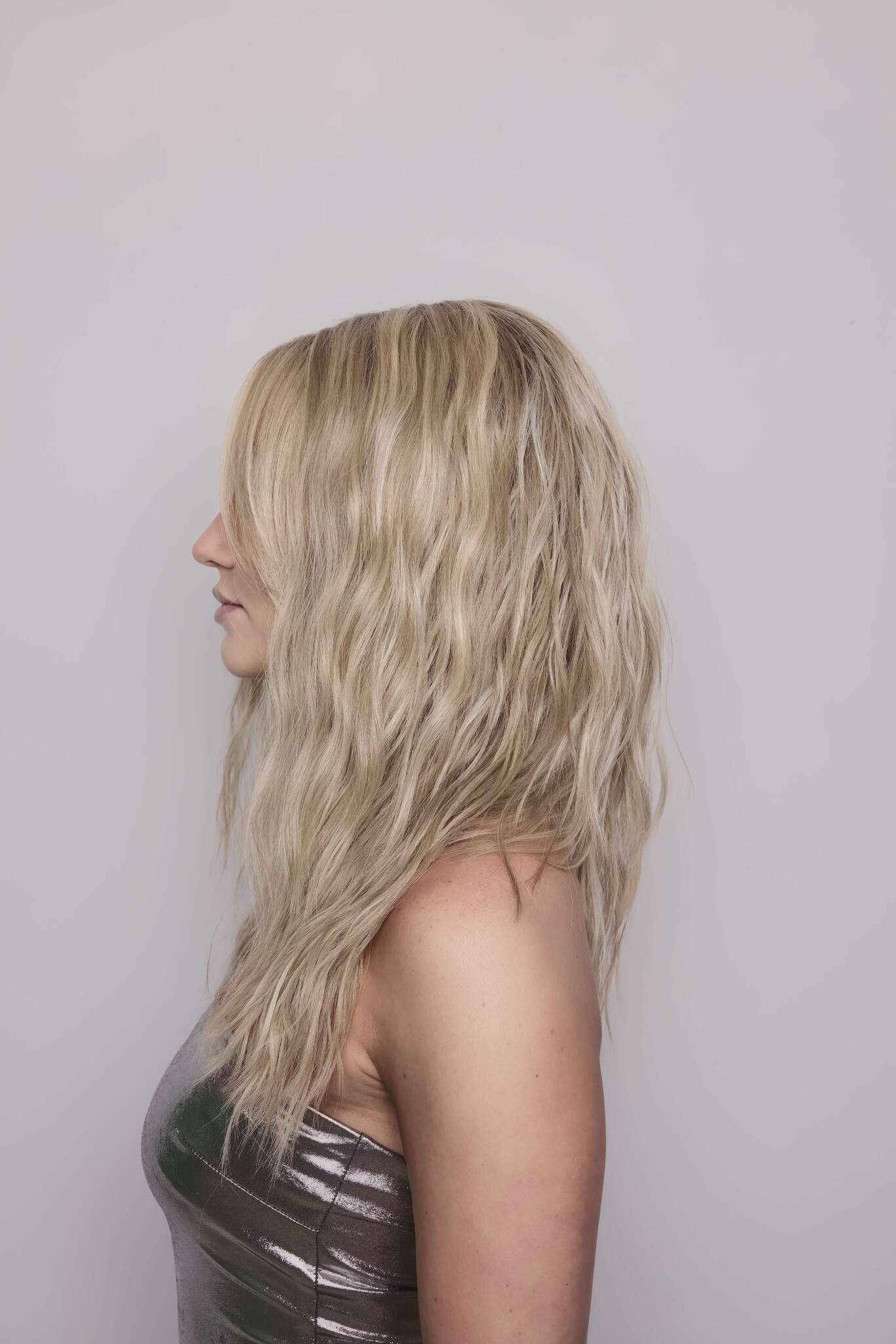 Roxie Wig - 1042   Alexander Couture Collection Hot Buys