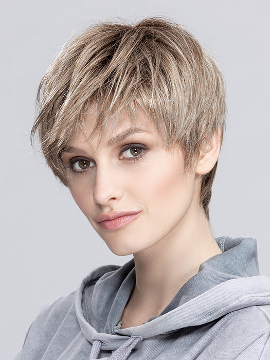 SEVEN MONO PART by ELLEN WILLE in PEARL BLONDE ROOTED 101.14.16 | Pearl Platinum, Medium Ash Blonde and Medium Blonde Blend with Shaded Roots