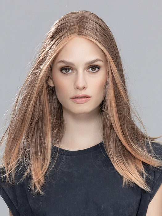 SLEEK by ELLEN WILLE in POWDER BLONDE TIPPED