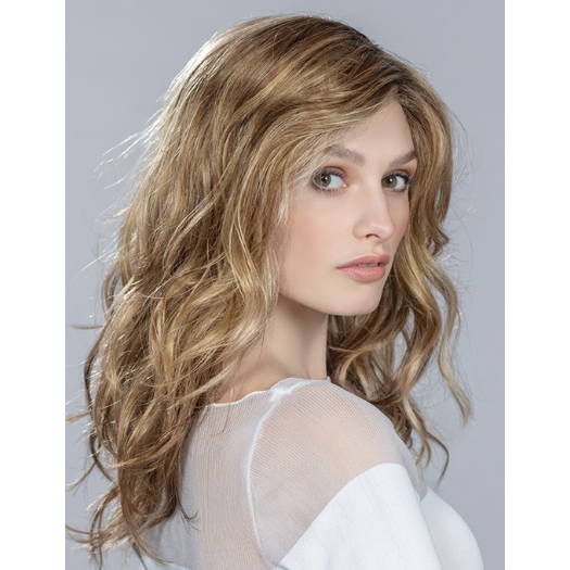 STREAM by ELLEN WILLE in BERNSTEIN ROOTED 12.26.19 | Lightest Brown and Light Golden Blonde with Light Honey Blonde Blend and Shaded Roots