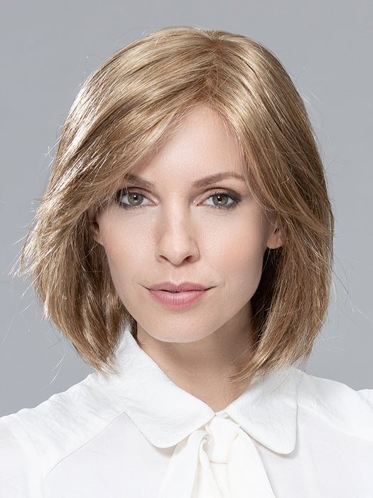 TEMPO 100 DELUXE LARGE by ELLEN WILLE in SANDY BLONDE MIX 16.22.14 | Medium Blonde and Light Neutral Blonde with Medium Ash Blonde Blend