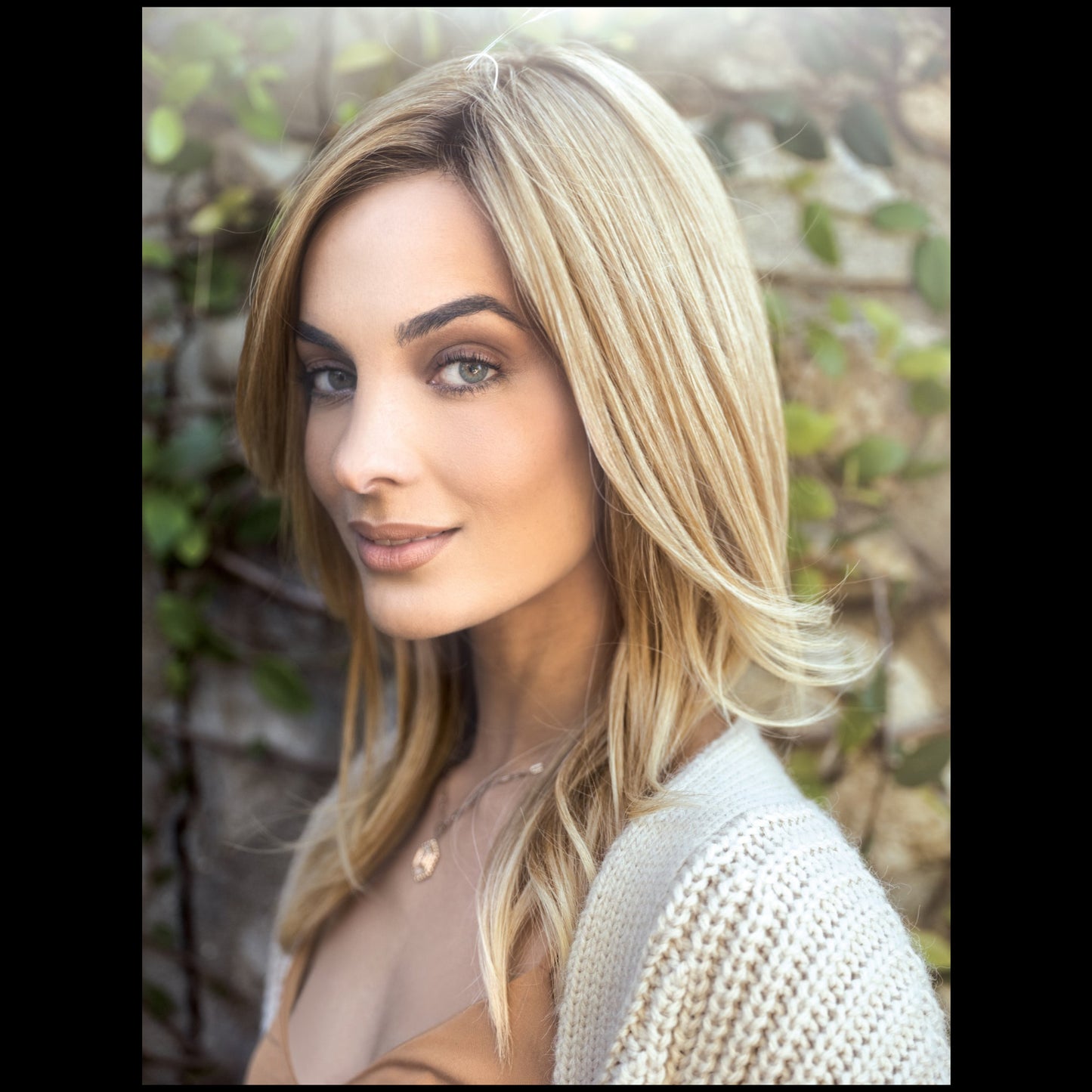 Thea Wig - 8710   Amore Collection