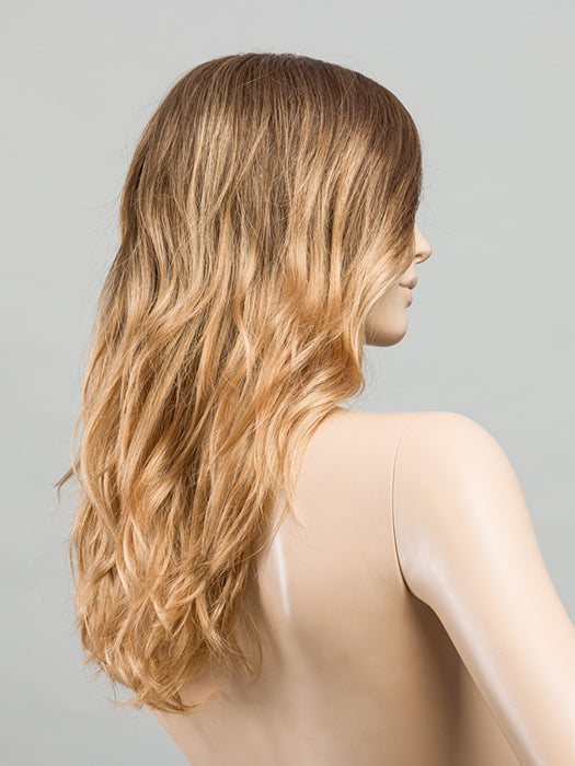 TOFFEE BLONDE TIPPED 27.20.9 | Dark Strawberry Blonde and Light Strawberry Blonde with Medium Warm Brown and Lighter Tipped Ends with Shaded Roots