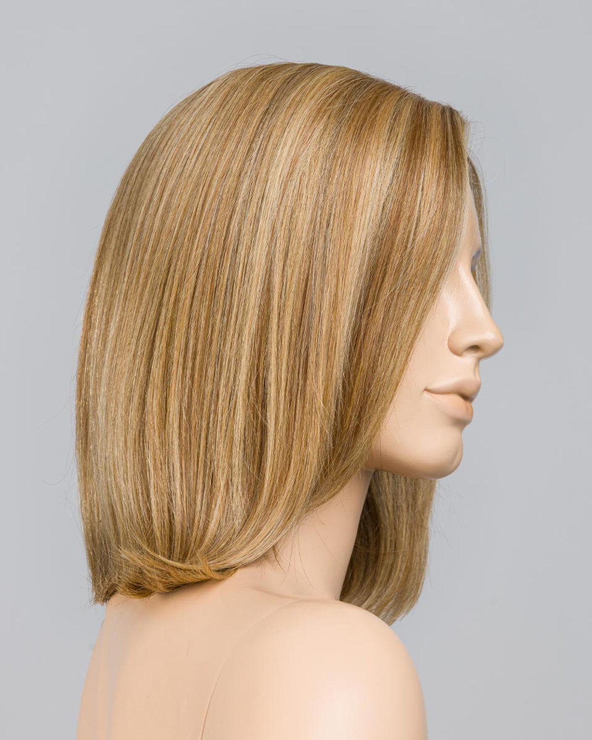 LIGHT BERNSTEIN ROOTED 20.26.27 | Light Golden Blonde, Light Strawberry Blonde and Dark Strawberry Blonde blend with Shaded Roots