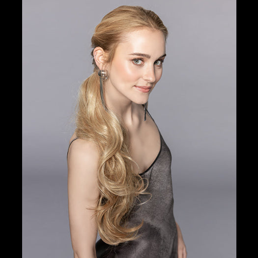 CHAMPAGNE in SAHARA BEIGE MIX 26.20.19 | Light Golden Blonde and Light Strawberry Blonde with Light Honey Blonde Blend 
