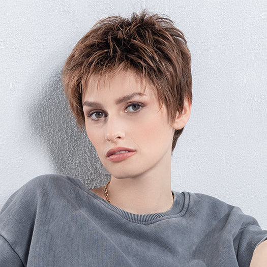 CHAT by Ellen Wille in CHOCOLATE ROOTED 830.27.33 | Medium Brown, Light Auburn, Dark Strawberry Blonde, and Dark Auburn Blend with Shaded Roots