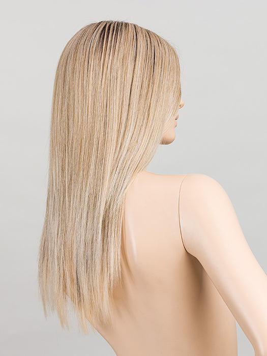 SANDY BLONDE TIPPED 24.16.22 | Lightest Ash Blonde, Medium Blonde, and Light Neutral Blonde Blend with Shaded Roots