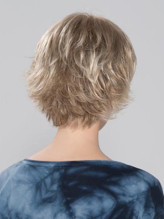 DATE MONO by ELLEN WILLE in CHAMPAGNE ROOTED 22.20.25 | Light Neutral Blonde, Light Strawberry Blonde, Lightest Golden Blonde Blend with Shaded Roots
