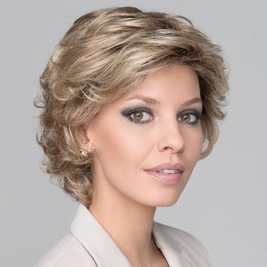DAILY by ELLEN WILLE in CHAMPAGNE ROOTED 22.20.25 | Light Neutral Blonde, Light Strawberry Blonde, and Lightest Golden Blonde Blend with Shaded Roots