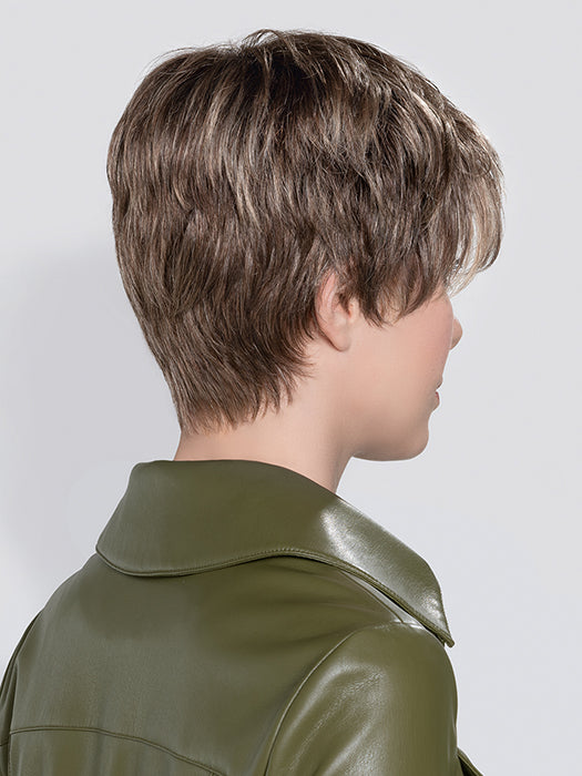 TACT SOFT by ELLEN WILLE in BERNSTEIN SHADED 12.26.19 | Lightest Brown and Light Golden Blonde with Light Honey Blonde Blend and Shaded Roots