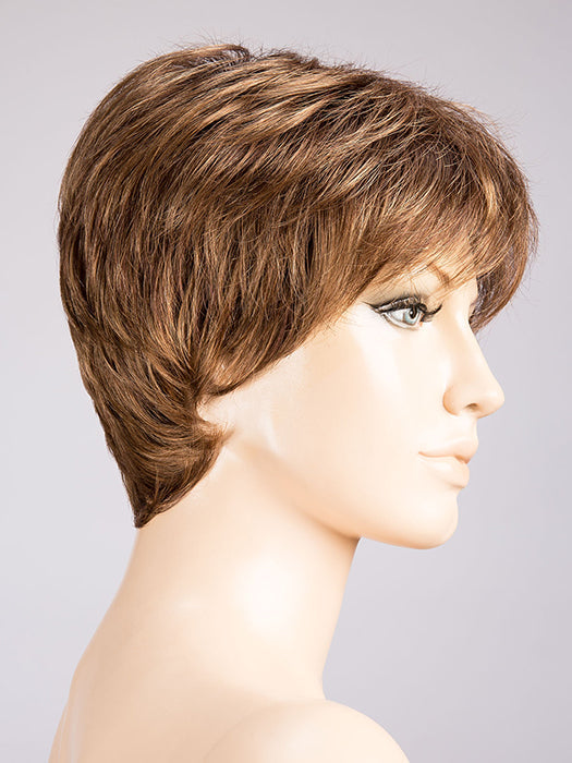 CHOCOLATE ROOTED 830.6 | Medium Brown Blended with Light Auburn and Dark Brown with Shaded Roots