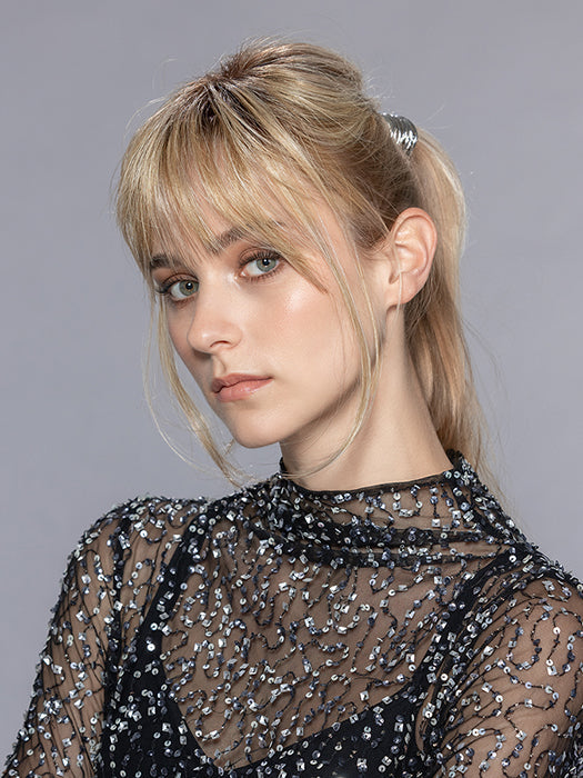 LEMON II in SANDY BLONDE ROOTED 16.22.20 | Medium Blonde, Light Neutral Blonde, and Light Strawberry Blonde Blend with Shaded Roots
