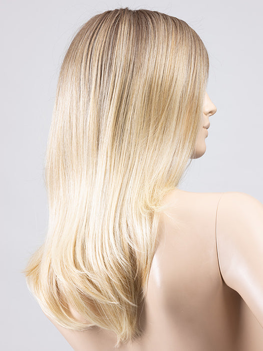SAHARA BEIGE TIPPED 26.19.20 | Light Golden Blonde and Light Honey Blonde blended with Light Strawberry Blonde Blend with Lighter Tipped Ends and Shaded Roots